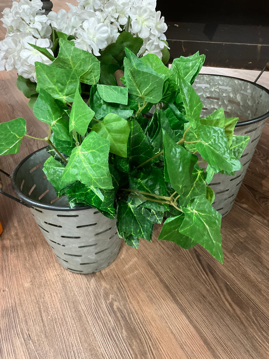 Artificial ivy bundle