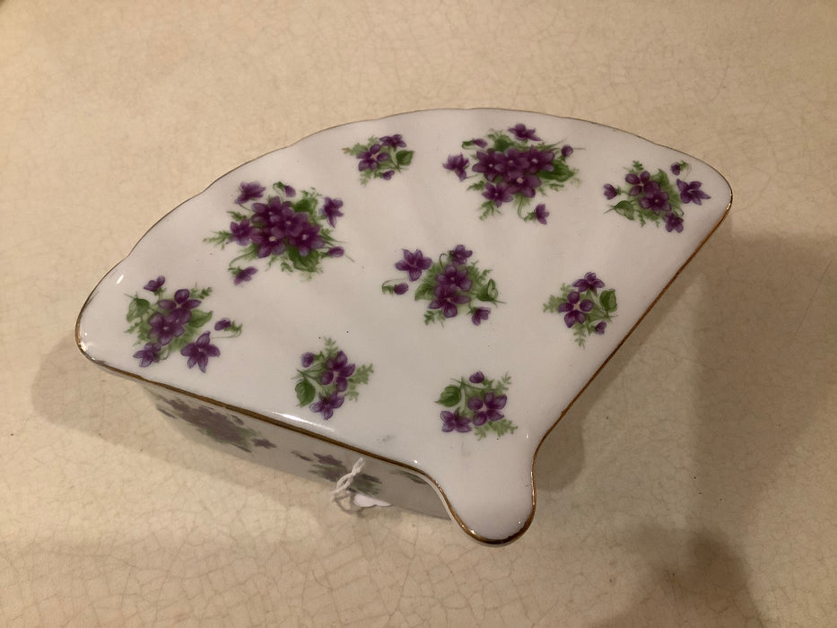 Fan shaped trinket box