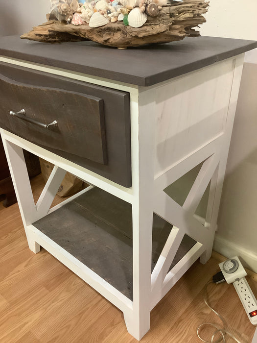 Whitecap farmhouse end table