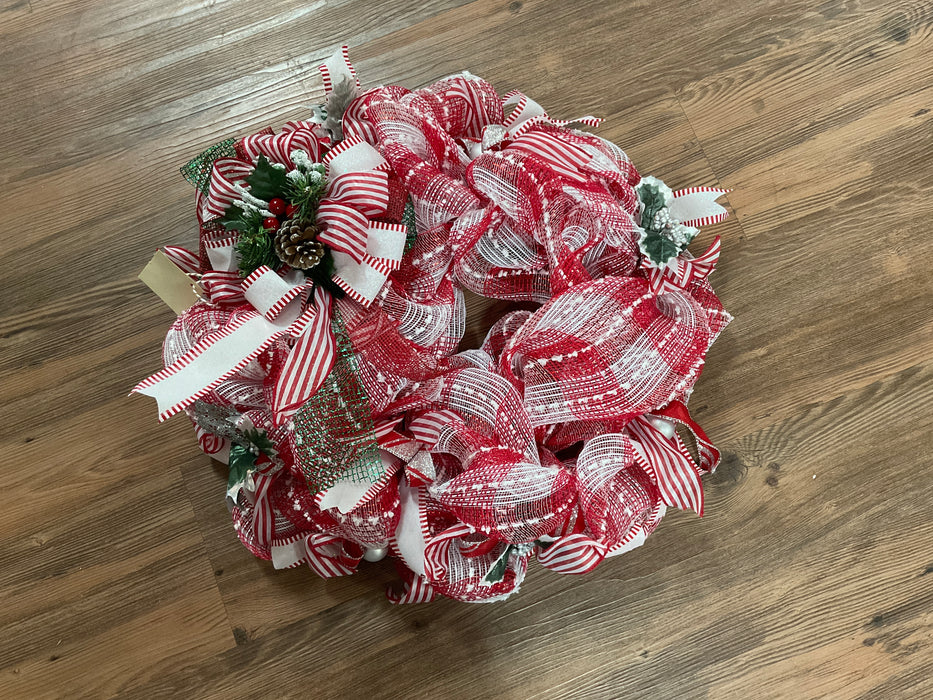 Seasons greetings wreath