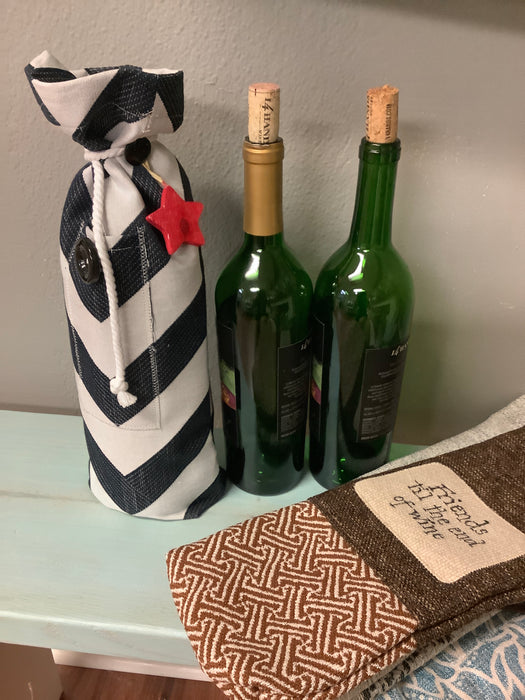 Drawstring wine bag