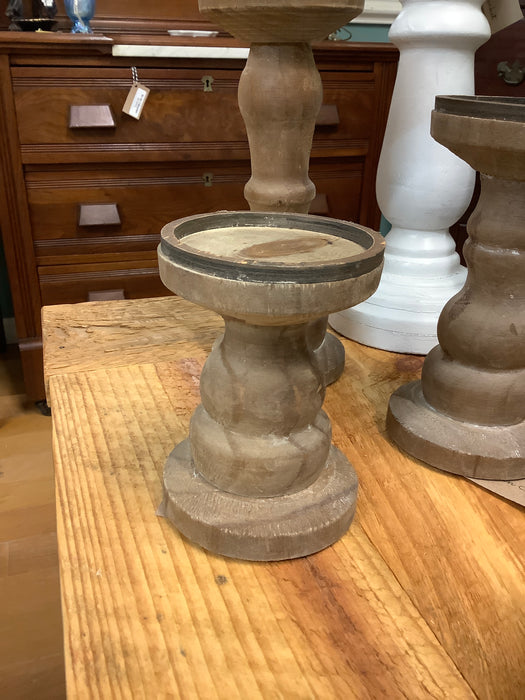 Wooden pillar candle holder