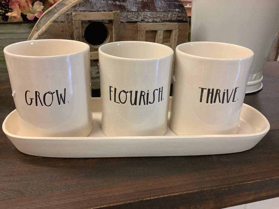 Rae Dunn three bulb holder set