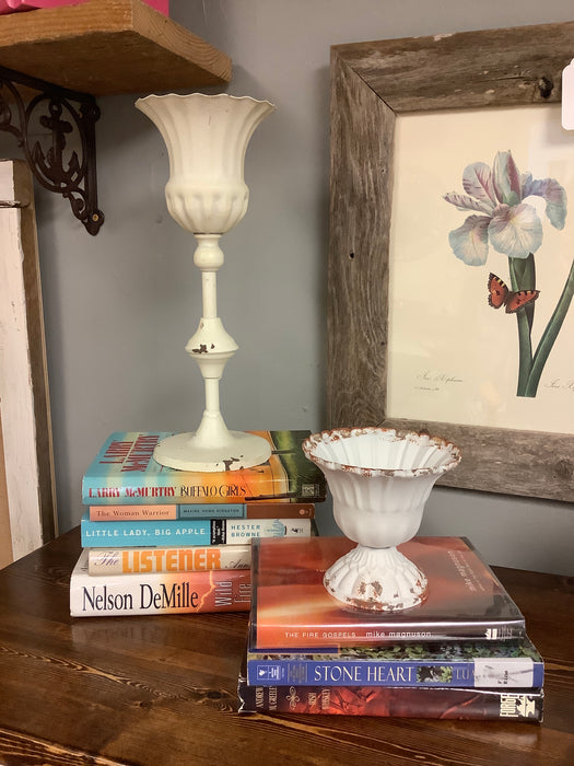 Scalloped cup