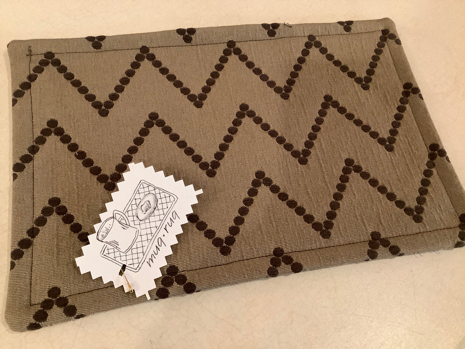 Mug rugs