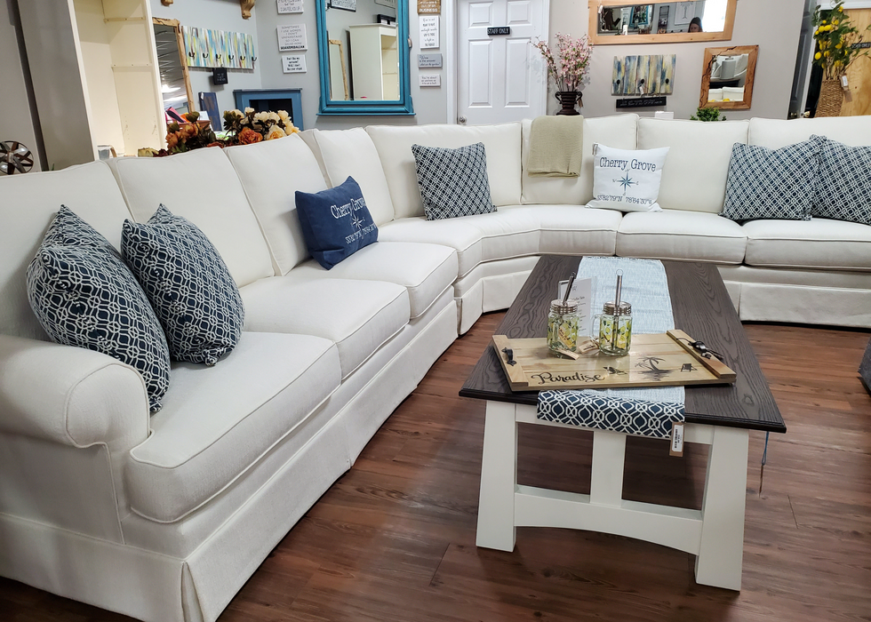 Wedge sectional - snow