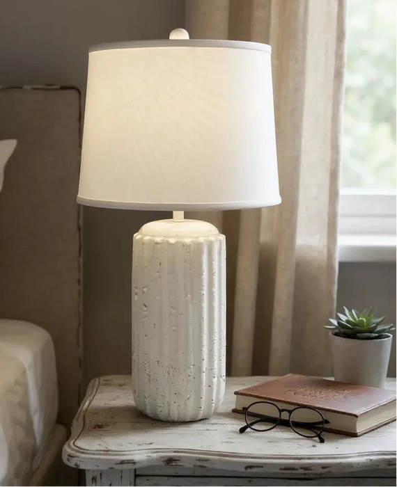 Table lamp - Distressed column