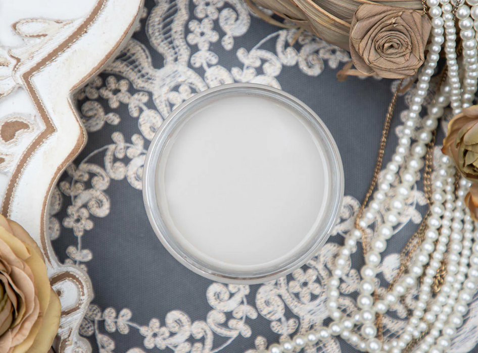 Dixie Belle Silk Paint 16oz