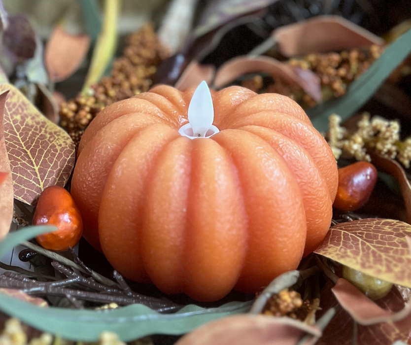 Pumpkin candle - moving flame