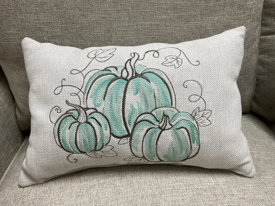 Lumbar pillow - trio pumpkins