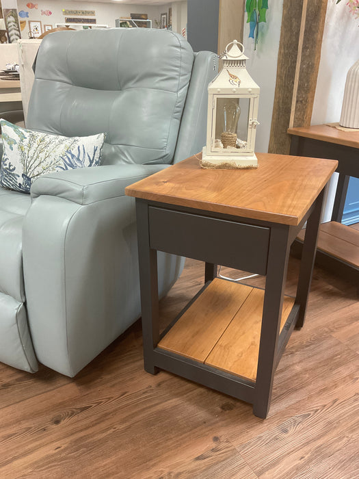 Inkster end table - Cherry