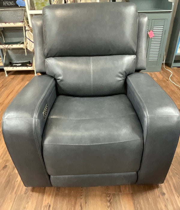 Oasis Recliner