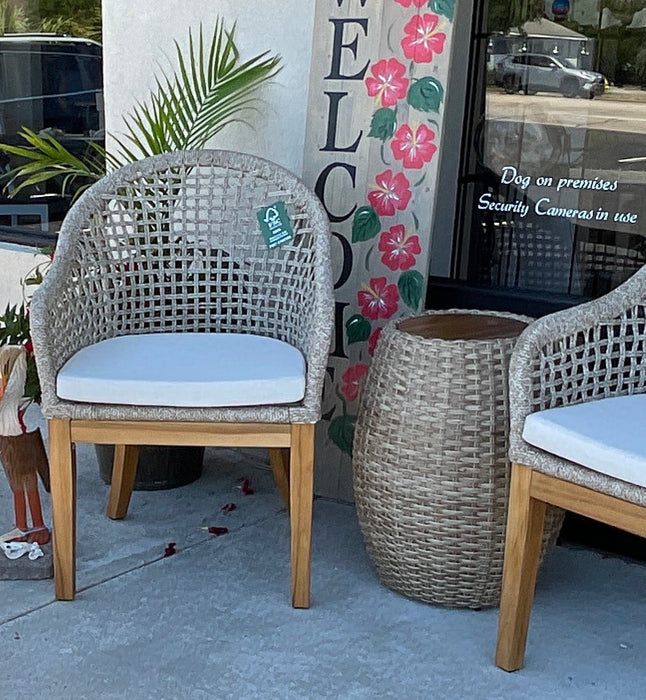 Outdoor furniture - End Table