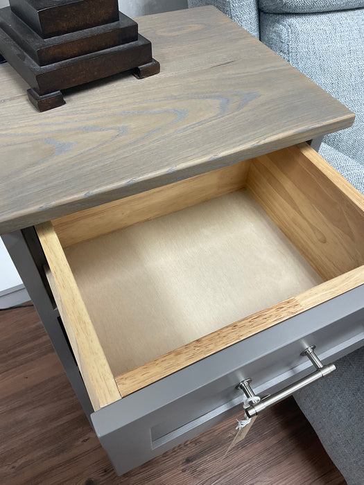 Fraser End table - Pewter