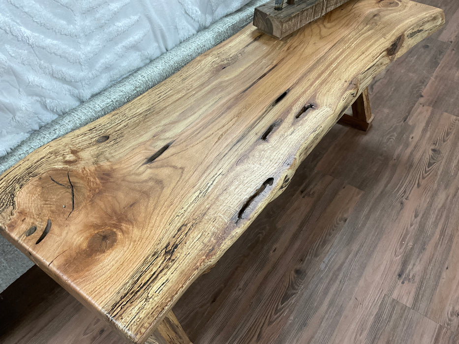 Live edge bench - Oak