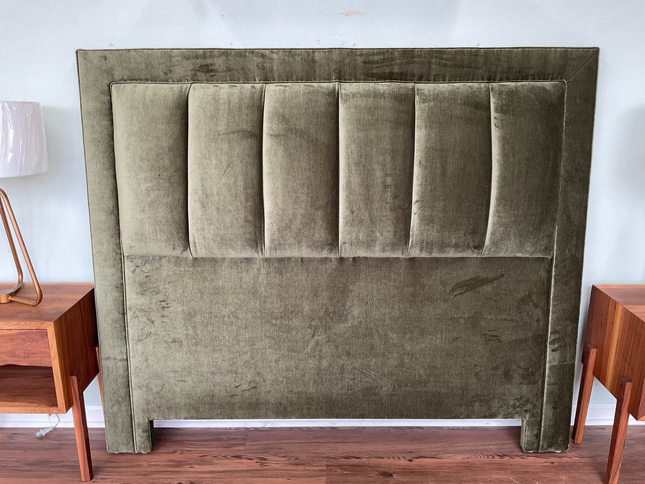 Queen headboard - Channel
