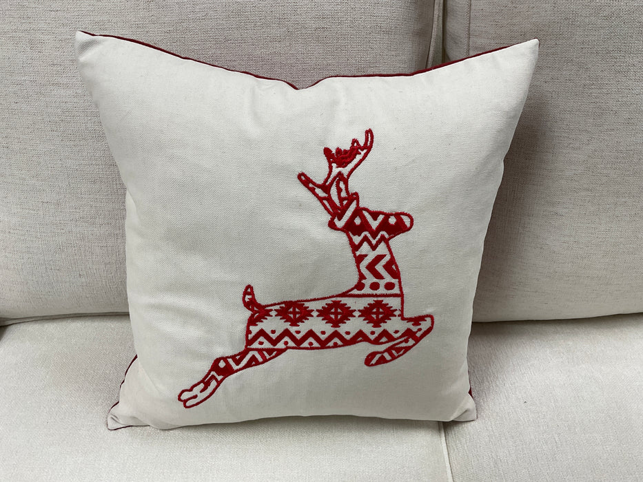 Throw Pillow - Reindeer white