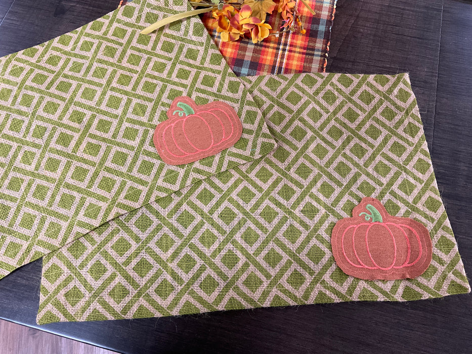 Burlap placemats - pumpkins