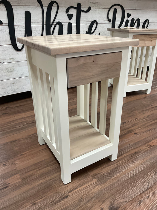 Inkster end table - Maple