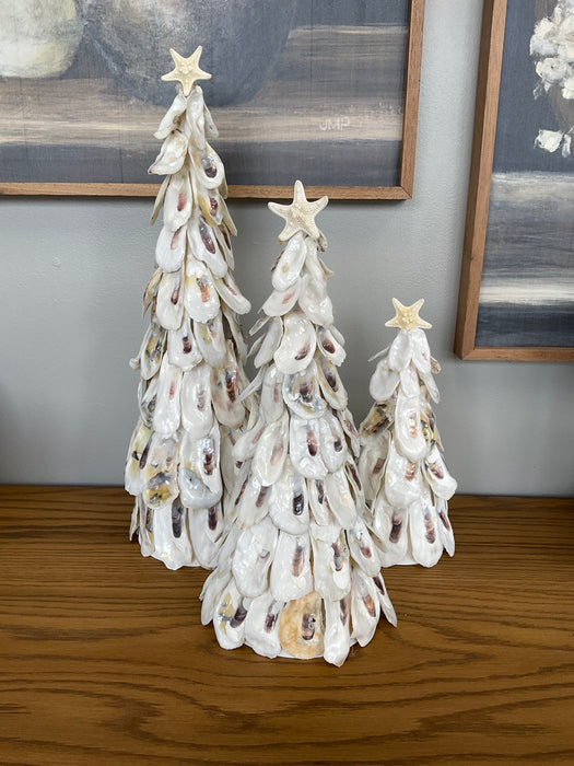 Oyster shell Christmas tree