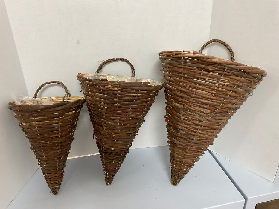 Wicker cone hanging basket