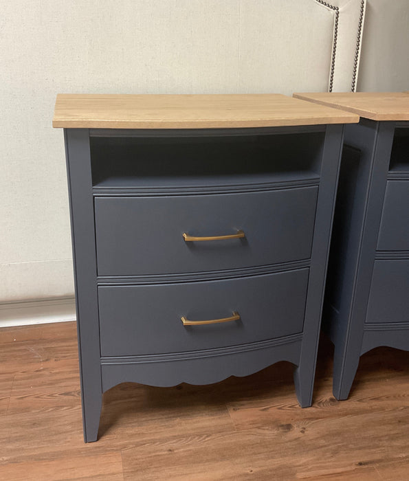 Wyoming Nightstand - Oak