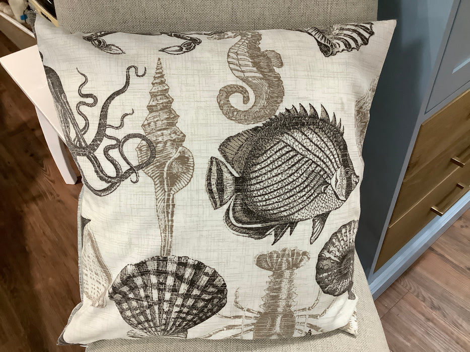 Throw pillows - sea creatures