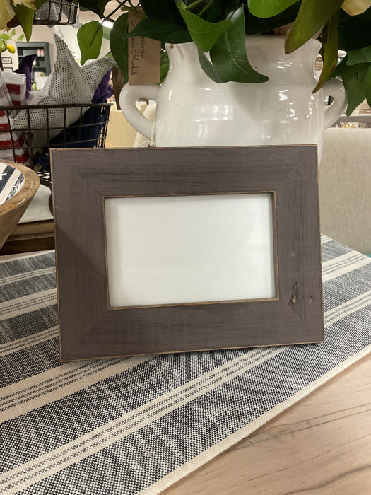 Photo frame - brown distressed