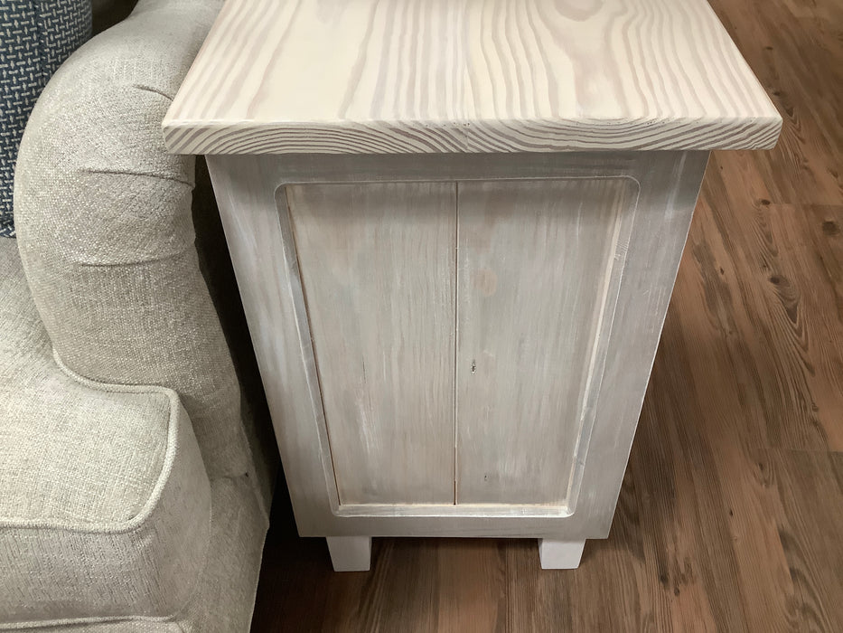 Pine distressed end table