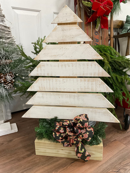 Wood slatted Christmas tree
