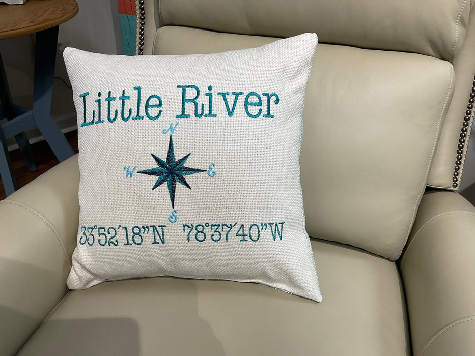 Throw pillow - Little River