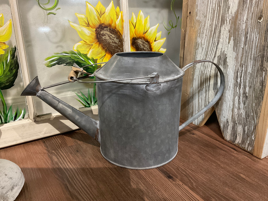 Watering can metal