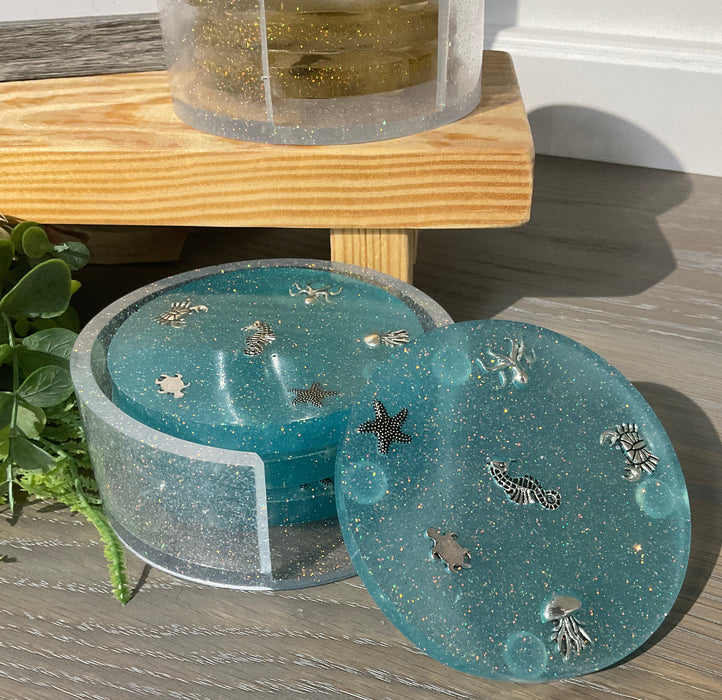 Round resin coaster set - beach
