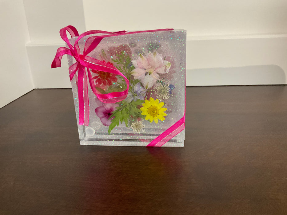 Square resin coaster set - flowers
