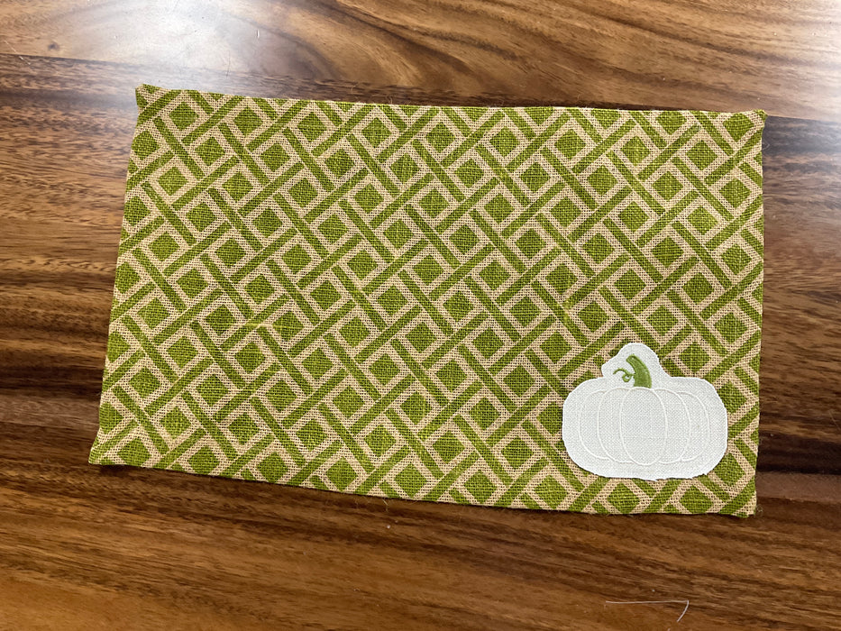 Burlap placemats - pumpkins