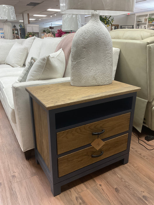 Fenton End Table - Oak