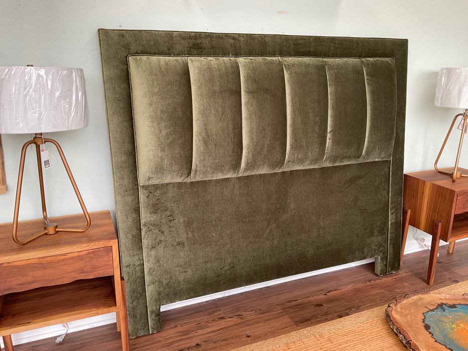 Queen headboard - Channel