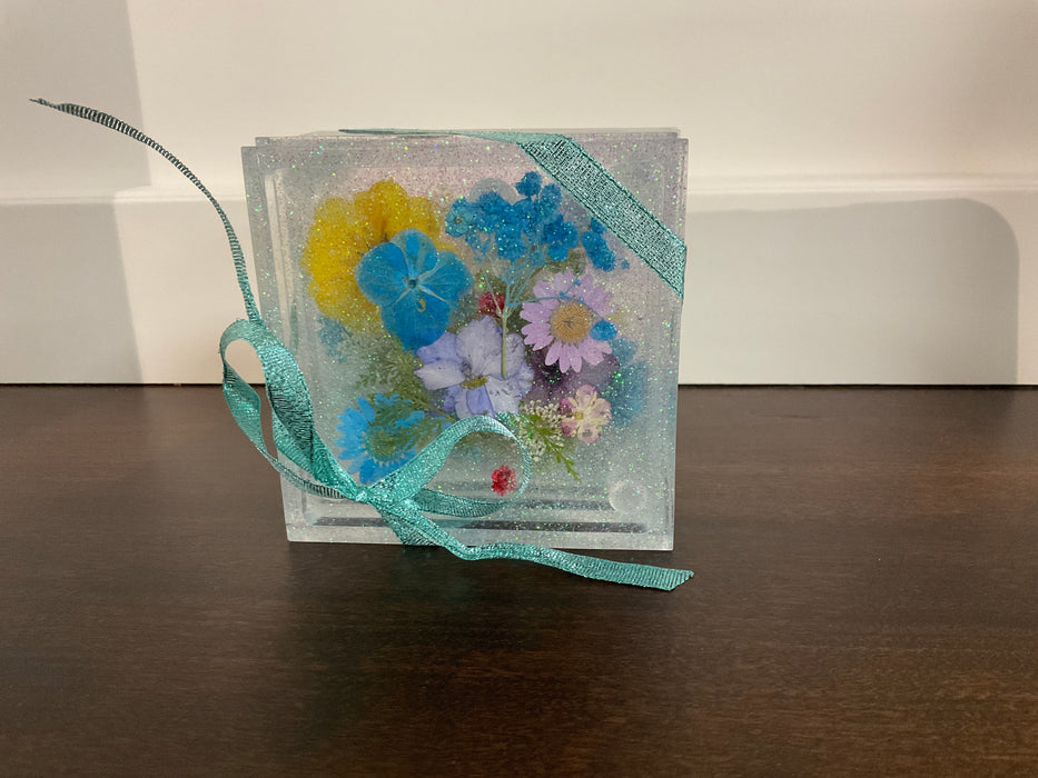 Square resin coaster set - flowers