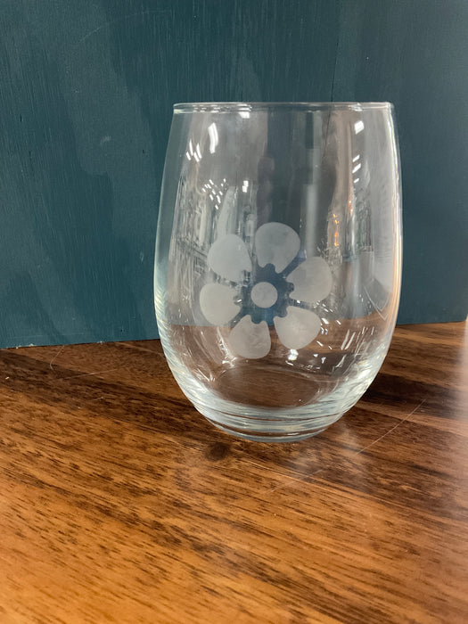 Etched flower stemless wine glass