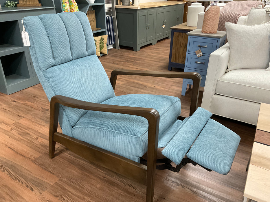 Wyndham recliner lagoon