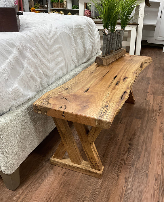 Live edge bench - Oak