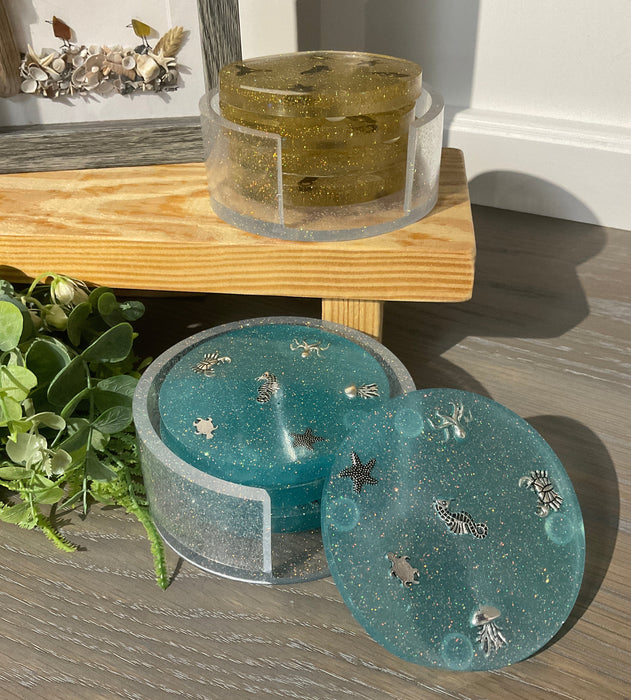 Round resin coaster set - beach