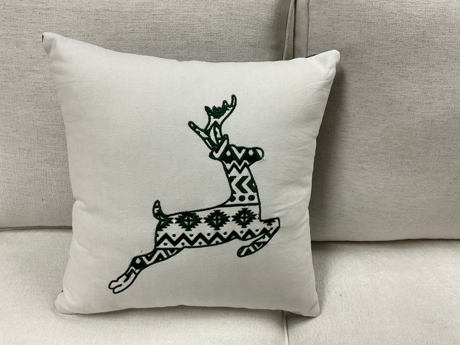 Throw Pillow - Reindeer white