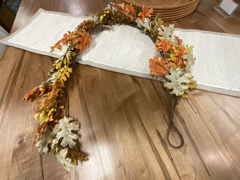 Multi Oak Leaf Garland