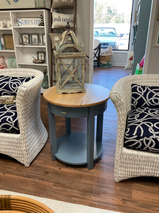 Bridgeport end table - drawer