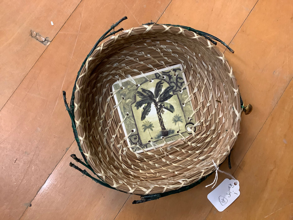 Palm tree pine needle basket