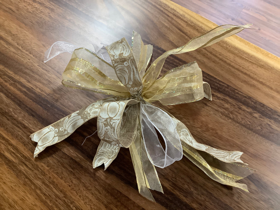 Gold and white pumpkin bow