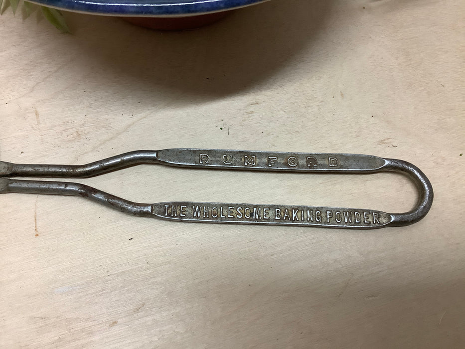 1930’s pie/cake spatula