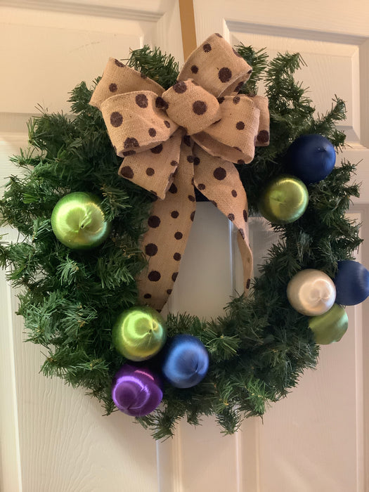 Christmas wreath with bulbs