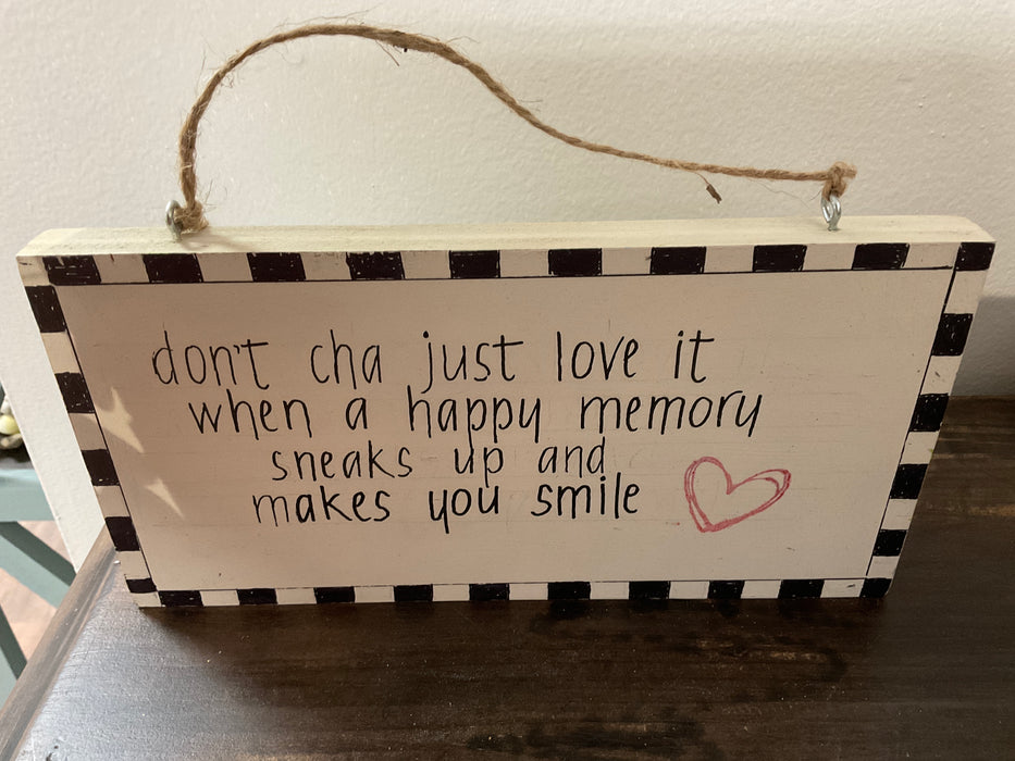 Rope Hanging Sign - Happy Memory